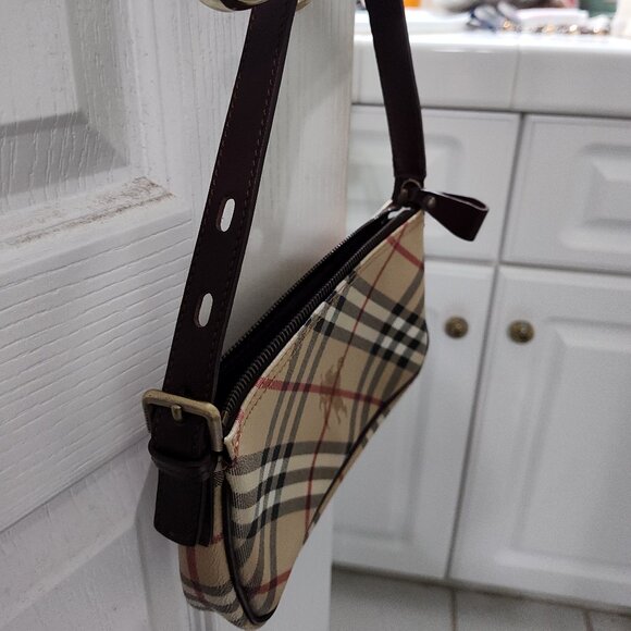 Burberry Nova Check Pochette - Picture 5 of 7